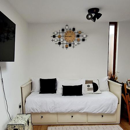 Canterbury Romantic Modern Home Goodnestone  ภายนอก รูปภาพ
