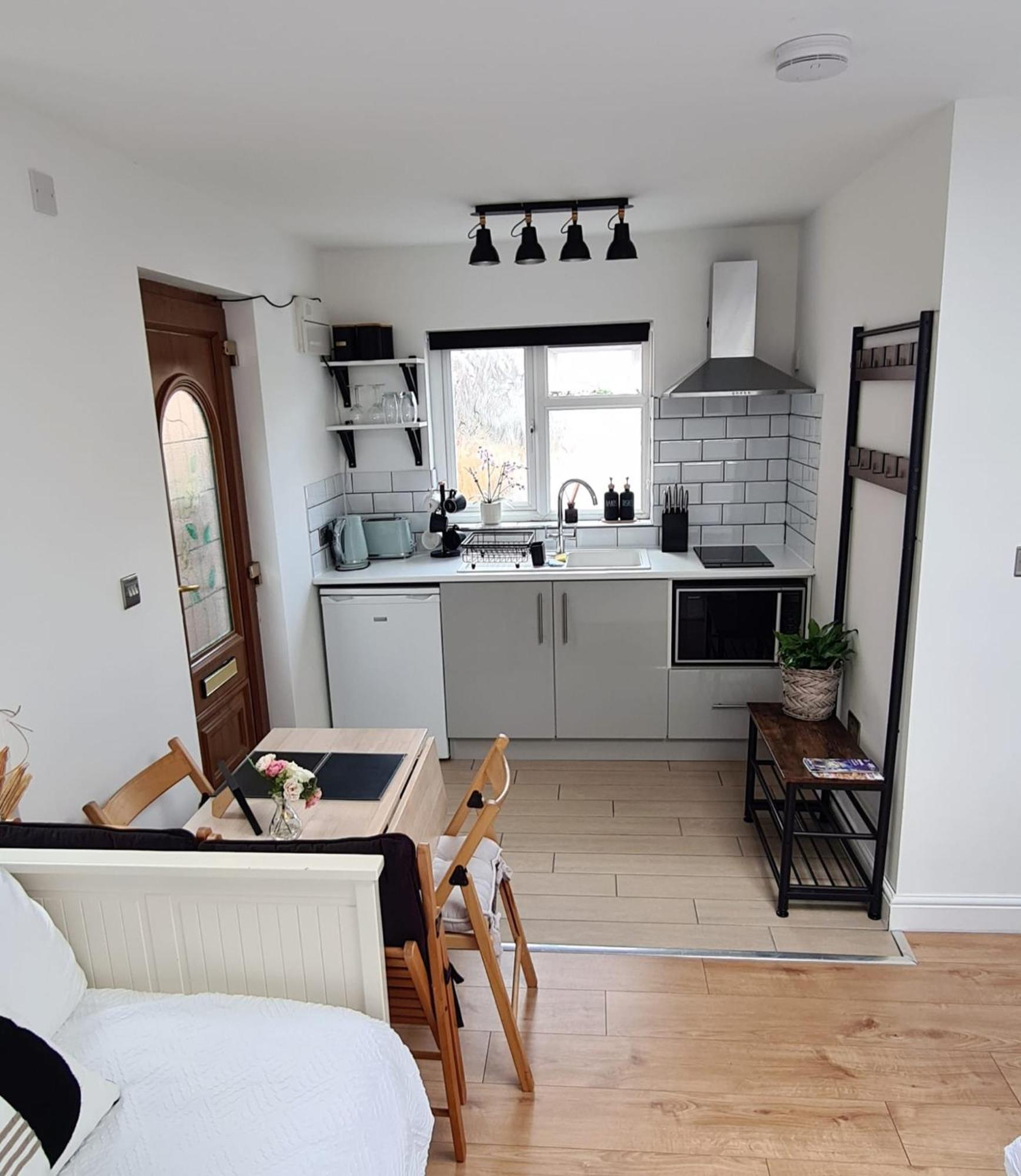 Canterbury Romantic Modern Home Goodnestone  ภายนอก รูปภาพ
